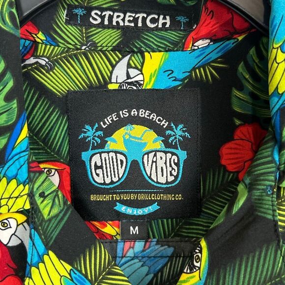 Good Vibes "Life is a Beach" Tropical Parrot Button Front Shirt Sz Medium Short - Picture 3 of 7